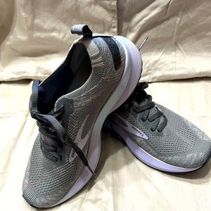 Brooks Levitate 4 running shoes